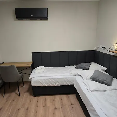 Hills With Free Parking Apart Otel 4*