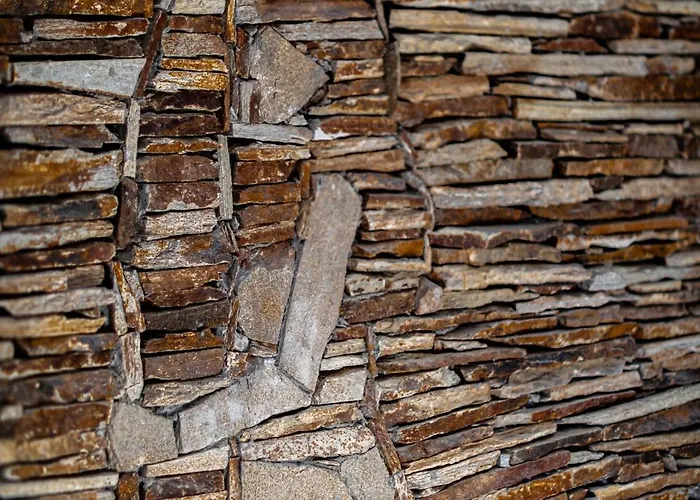 Lägenhetshotell Hills With Free Parking 4*