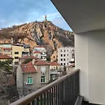 Hills With Free Parking