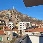 Hills With Free Parking Lejlighedshotel Plovdiv