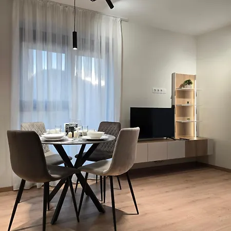 Hills With Free Parking Апартхотел Пловдив