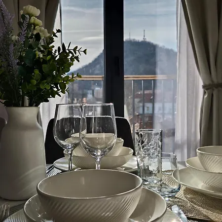 Hills With Free Parking Апартхотел Пловдив