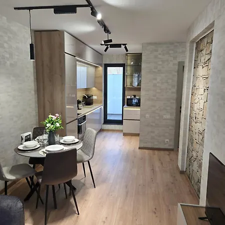 Hills With Free Parking 4* Пловдив