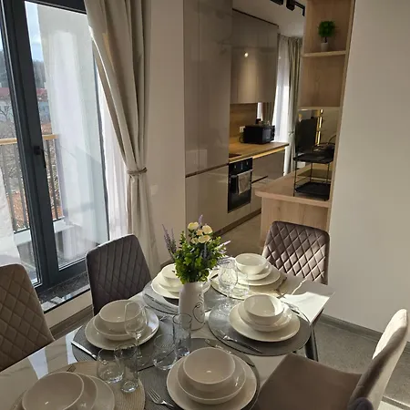 Hills With Free Parking 3* 플로브디프