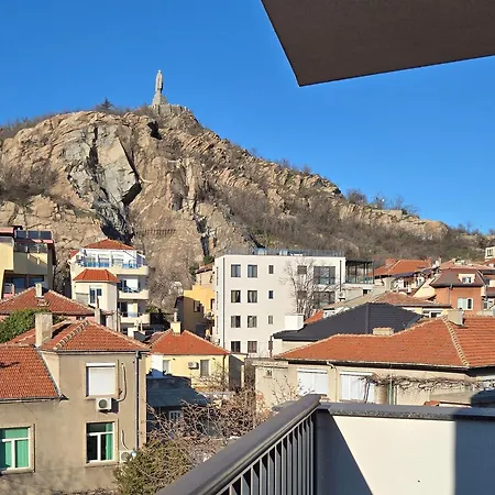 Hills With Free Parking 아파트호텔 플로브디프