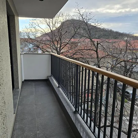 아파트호텔 Hills With Free Parking
