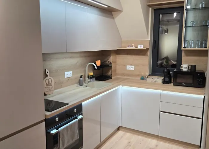 Apart-hotel Hills With Free Parking