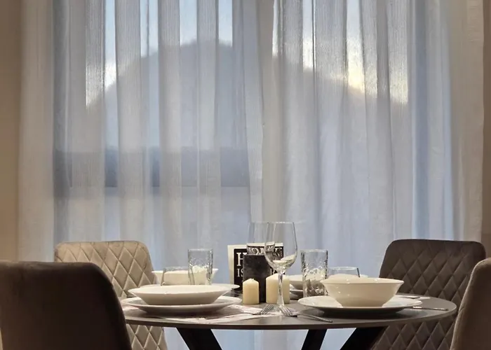 Hills With Free Parking Apart-hotel